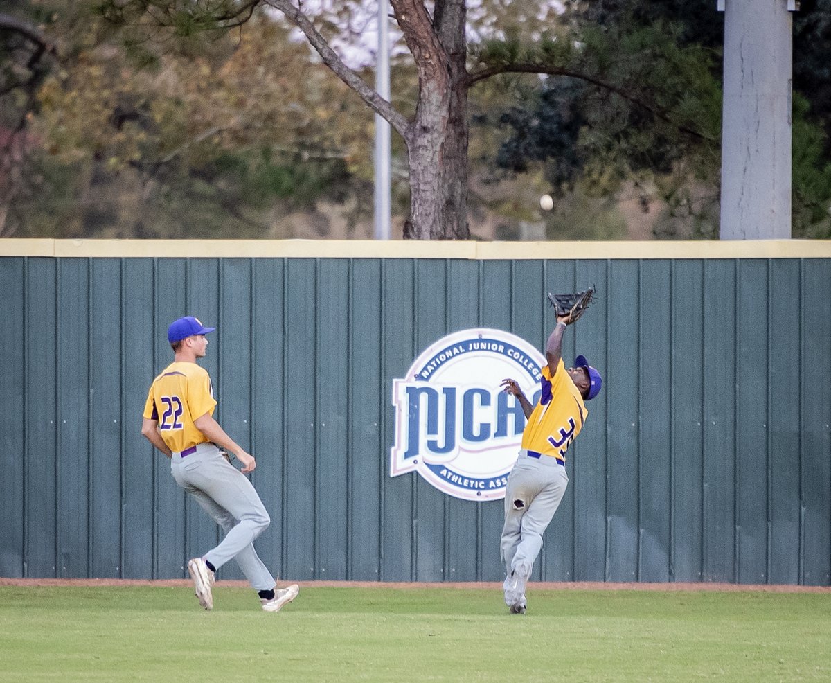 PURPLE WINS! LSU Eunice Fall World Series (Purple v Gold) ended Sat night, 11.5.2022. Game pics on Flickr: flic.kr/s/aHBqjAe2te