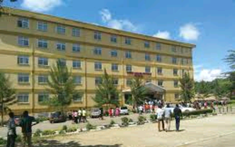BALIMWAJONAM31's tweet photo. I miss campus walayi 🤚🤸 https://t.co/VwQ8cpXgdL