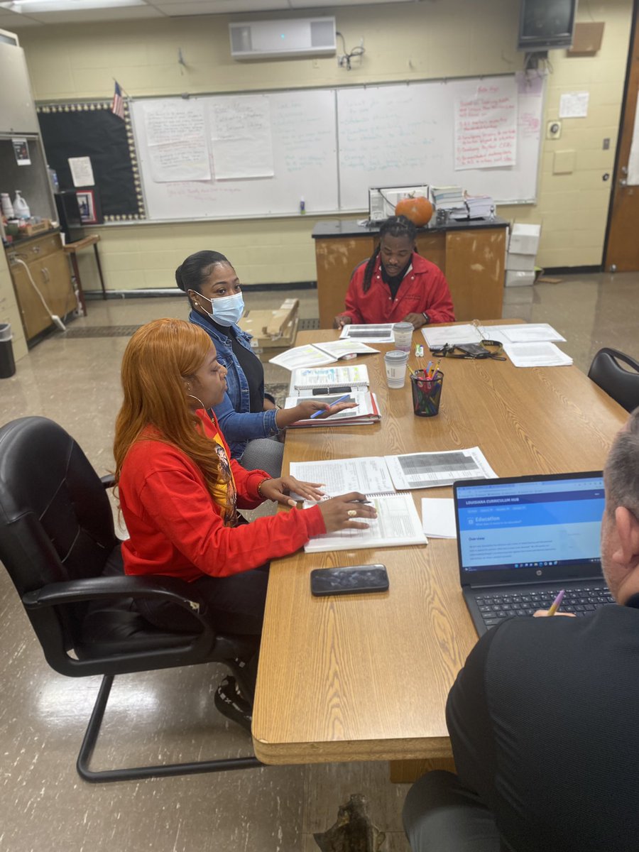 Doc_Russell_85's tweet photo. ELA Teacher Collaboration https://t.co/ByrxP9TCcF