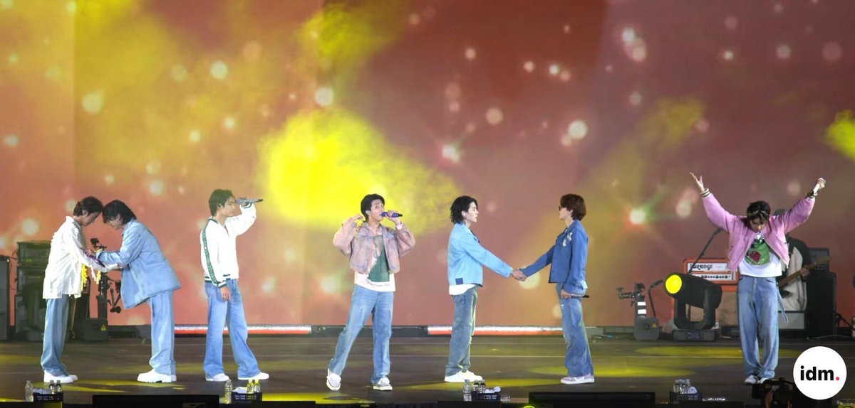 Army40+ ⦿ ☰ ☲ ⟭⟬ 🪭 ⟬⟭ ⁷⟭⟬ 💜 ⟬⟭ tweet media