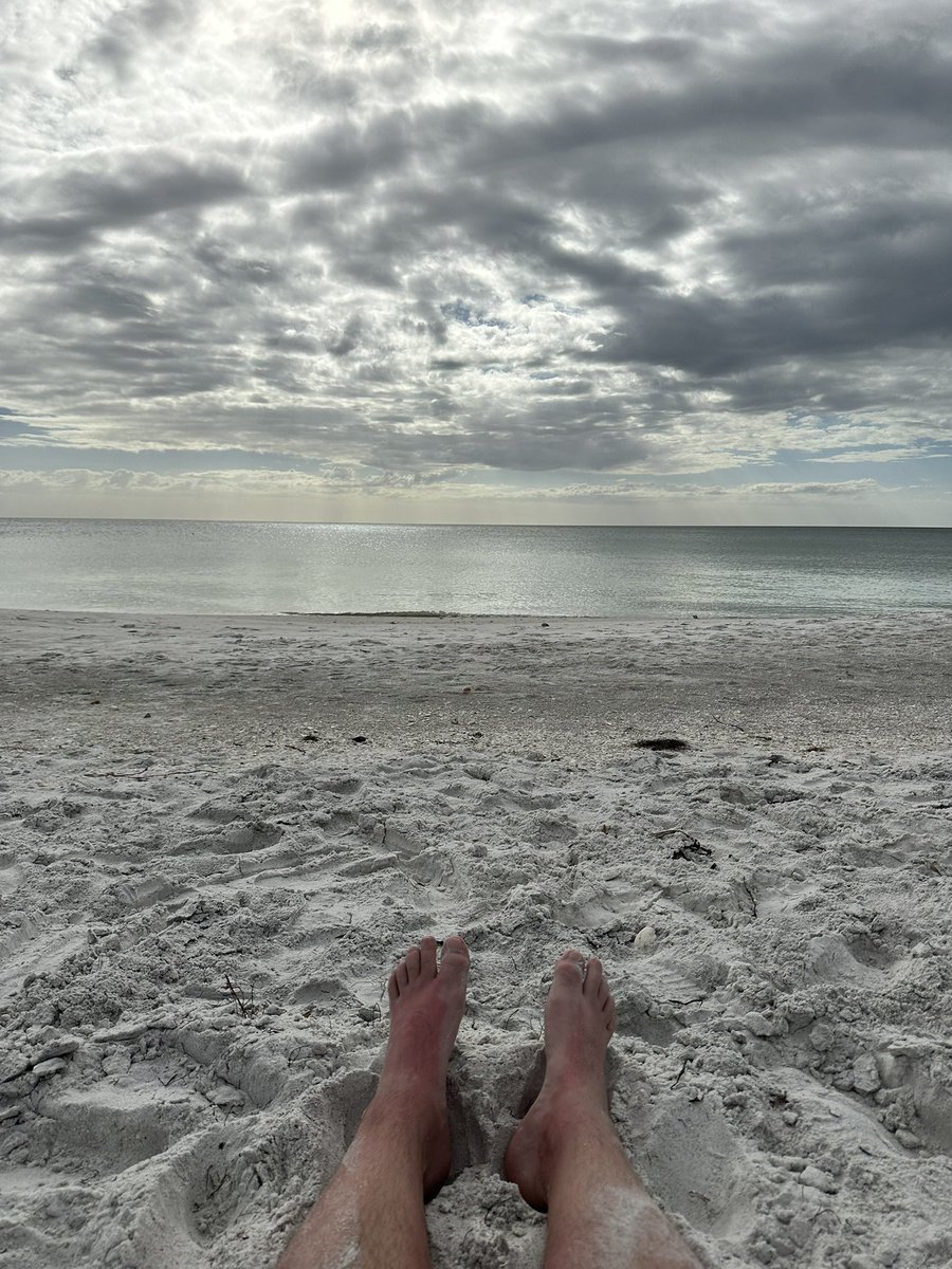 medic2802's tweet photo. My view while day drinking and listening to @kelliepickler and @SXMTheHighway! Long awaited vacation for this fireman! https://t.co/JjyYSkkd5K