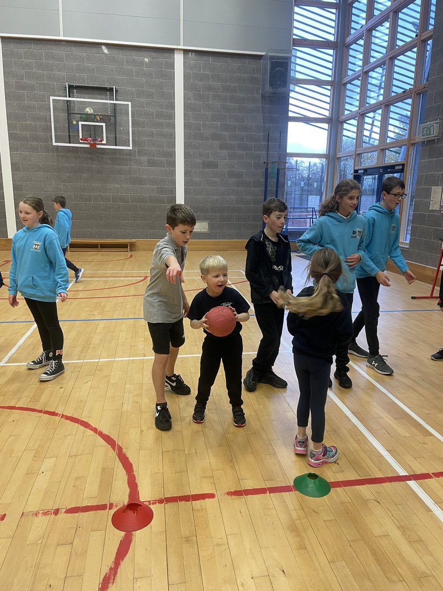 MissTolandADLC's tweet photo. A rainy P.E day can only mean one thing - let’s all play indoors together!👨‍👩‍👧‍👦  P7T were fantastic Sports Leaders today when teaching P1C all about dodgeball! Always so proud of how kind and nurturing our P7 pupils are and how beautifully they model great teamwork! @missmaclvps 💙 https://t.co/8TP2S2H0Ig