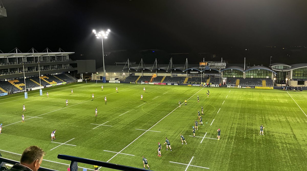 mattkvesic's tweet photo. Been a long time since I enjoyed some Monday Night Lights here @SixwaysStadium. Some great young talent on show from both the @RGSWorcester & @KingsWorcester. #ModusCup https://t.co/ZzxRFxdjTW