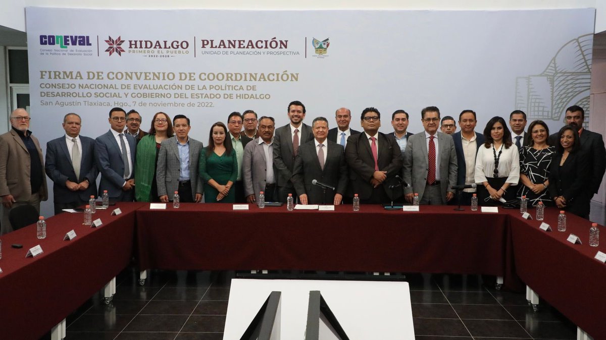 juliomenchaca_'s tweet photo. Todas las funciones de la administración son medibles y mejorables, por eso tenemos el claro compromiso de dar resultados en beneficio de la población.

#PrimeroElPueblo https://t.co/tc8J8zW0j7