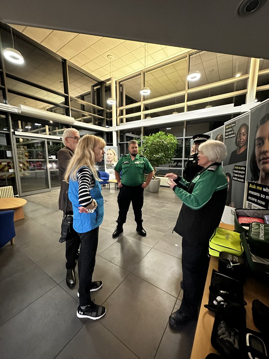 Had a great evening. Welcoming <a href="/CountessPR/">Lorraine Worsley- Carter MBE DL</a>, the high sherif of Greater Manchester to our Stockport hub. Thanks to our cadets and adults for your support. <a href="/stjohnambulance/">St John Ambulance England</a> <a href="/StJohnEngland/">St John England</a>