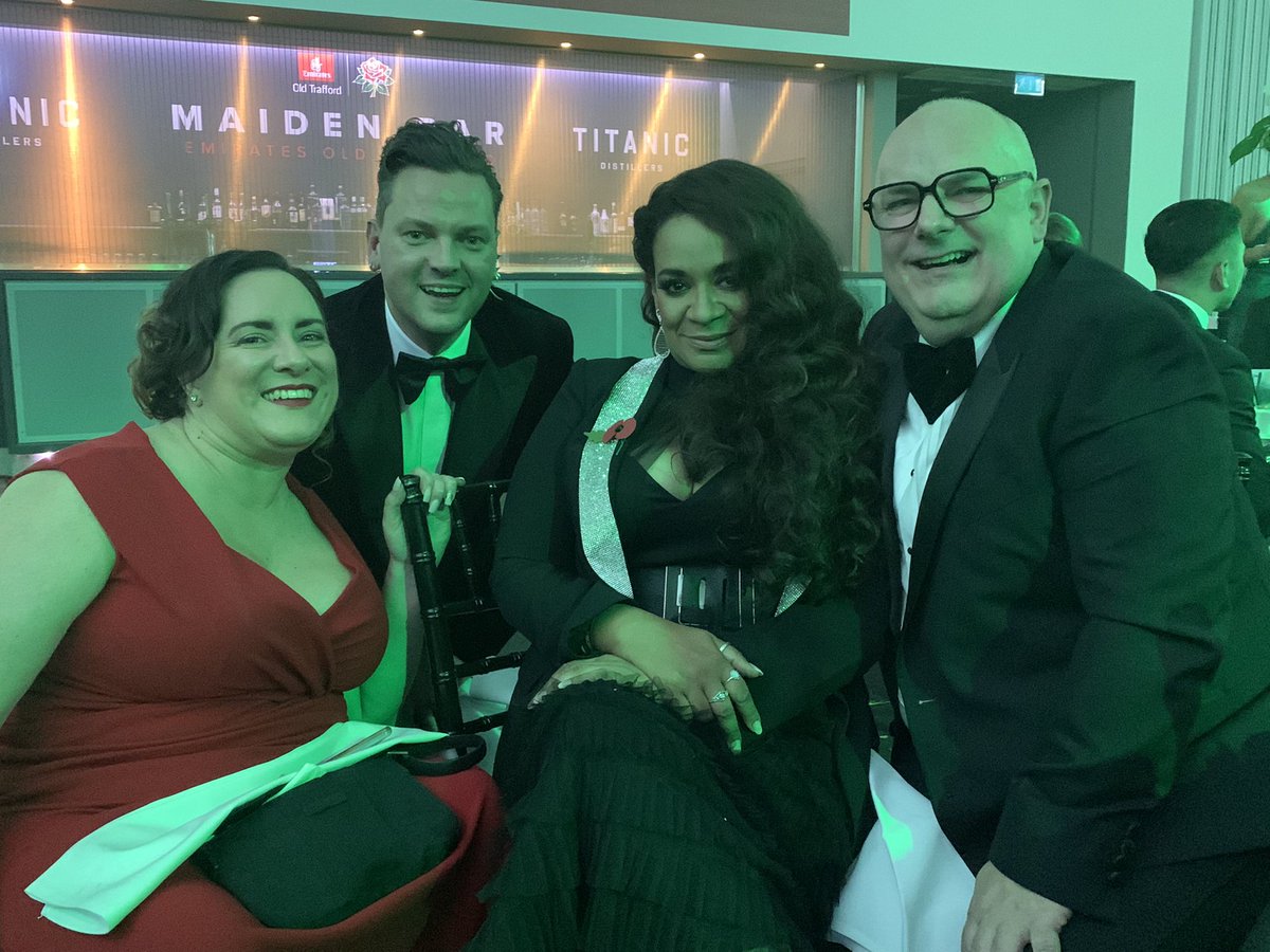 MBFSportTherapy's tweet photo. .@NWFAwards #Table16 #naughtytable are back in the building. You know what youโve done @laurawolfe #avengersassemble ๐๐คฃ๐๐คฃ Letโs go @SarahBFraser @Rowetta ๐ค @aditVerdure @VerdureFloral ๐ #NWFA2022 โฝ๏ธ https://t.co/jpusYruQmO
