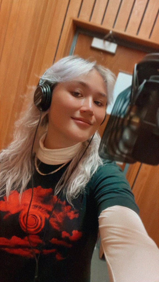CamilaPichardo_'s tweet photo. Recording time
{18/20}

#bcit #radioartsandentertainment #bcitradio #bcitstudent https://t.co/wrvfNLDvqw
