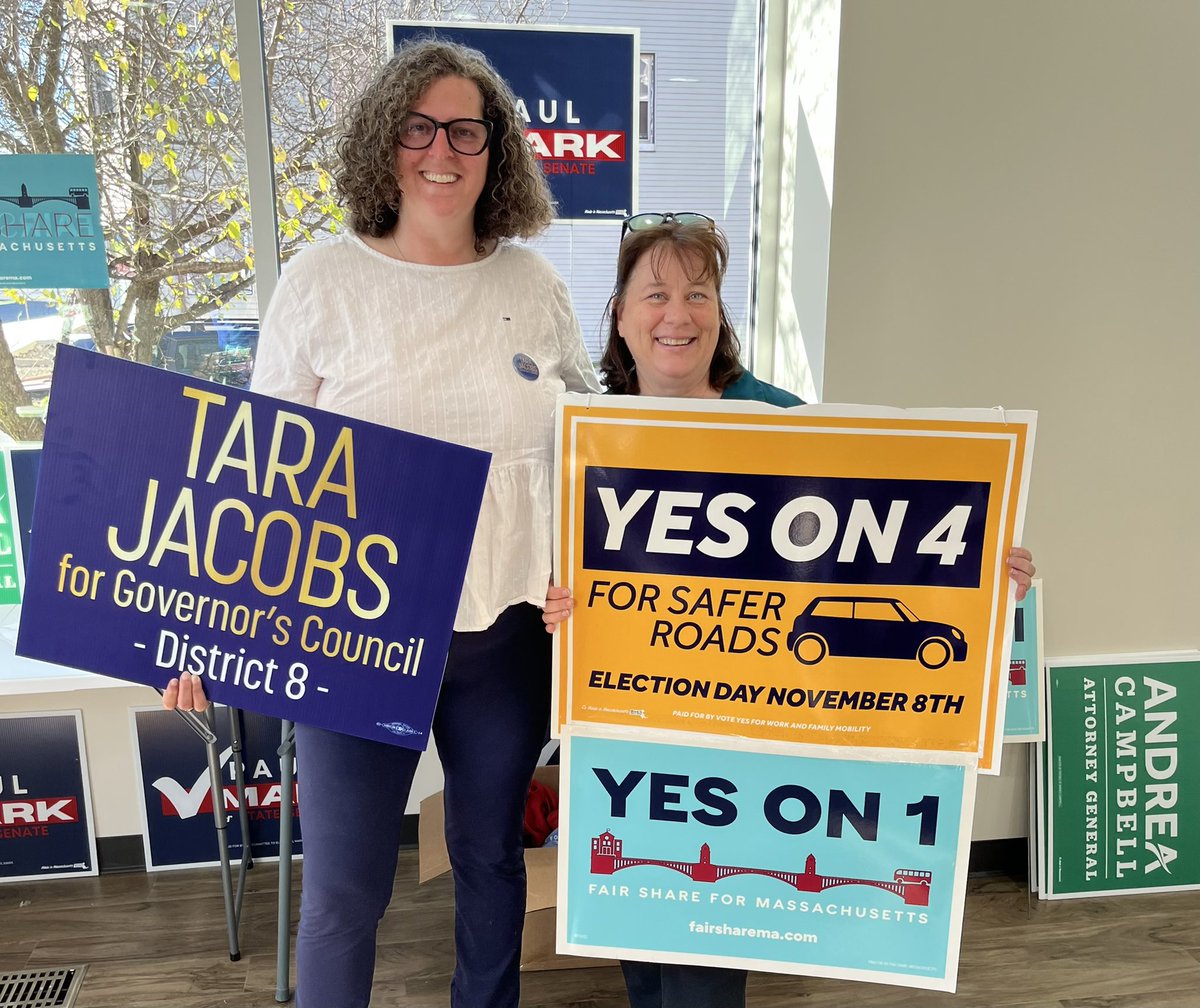 One more day to #GOTV2022! #Pittsfieldma standout today at 4pm. <a href="/RepTricia/">Representative Tricia Farley-Bouvier</a> thank you for all your hard work! tarajacobs.com for more information and to support the campaign