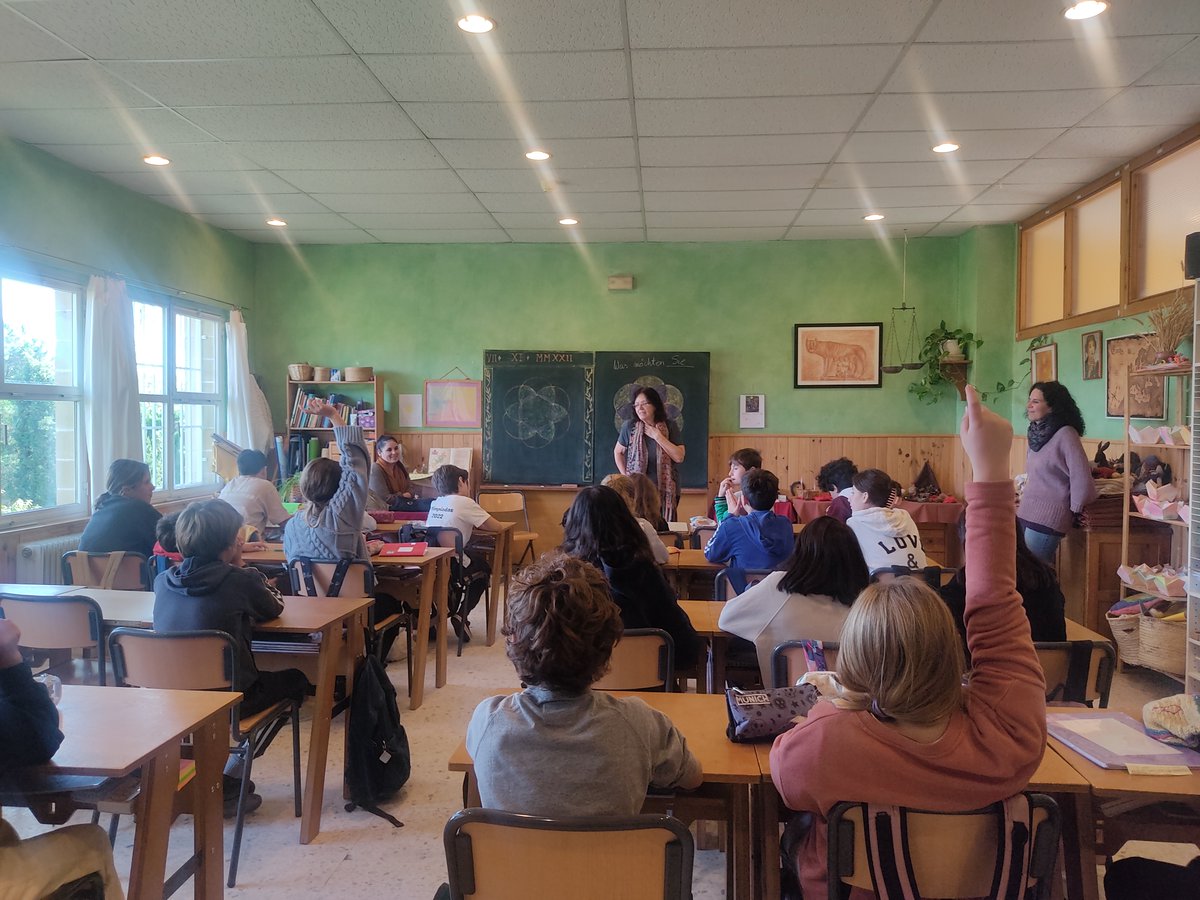 cenconc's tweet photo. Volver con las mismas ganas de siempre no es fácil, pero la vida se afana en no complicárnoslo
13 colegios que aúnan 50 clases, 6 libros de niñ@s como autor@s y 1 libro de un padre son los protagonistas de este curso y HOY ARRANCAMOS
https://t.co/biGG6cDstj
@abataanoofficial https://t.co/d4P5ueFifk