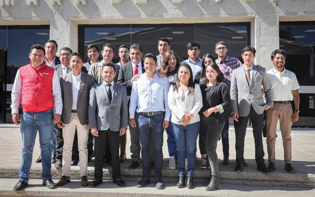 jmvalerapiedras's tweet photo. Agradezco la presencia de las y los jóvenes en el @CongresoHidalgo, el dictamen aprobado este día, garantiza su participación política en nuestro estado. 

Necesitamos de su talento y visión para seguir fortaleciendo a #Hidalgo. https://t.co/SwNic3Z4L8