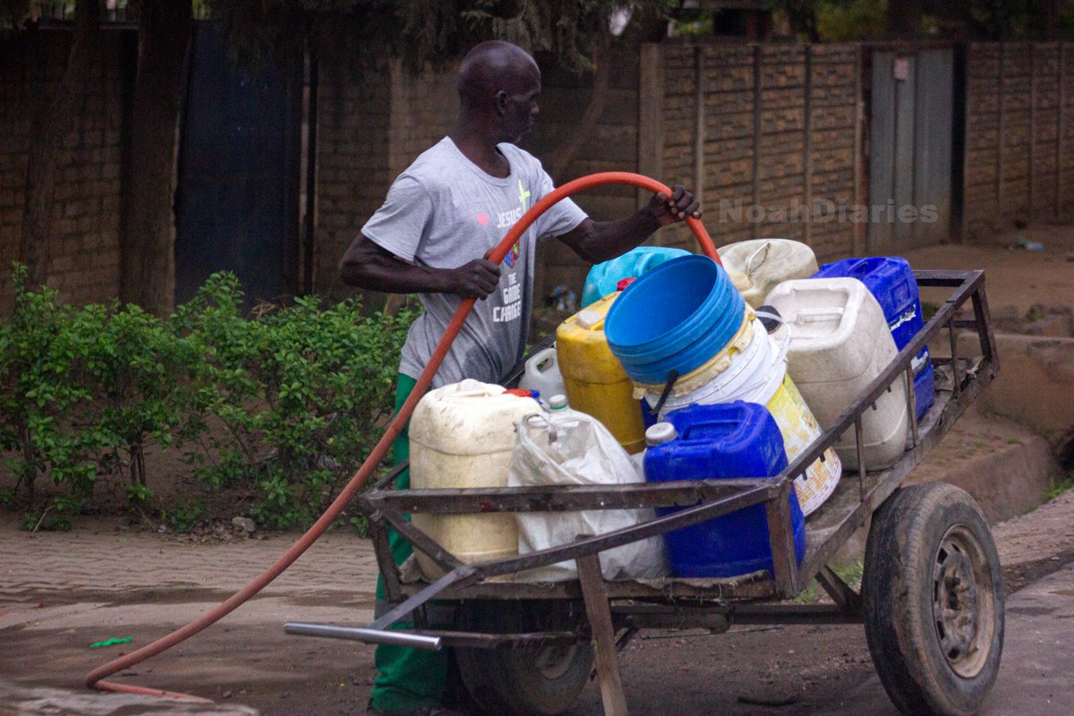 Water Crisis in Zimbabwe

facebook.com/photo?fbid=516…