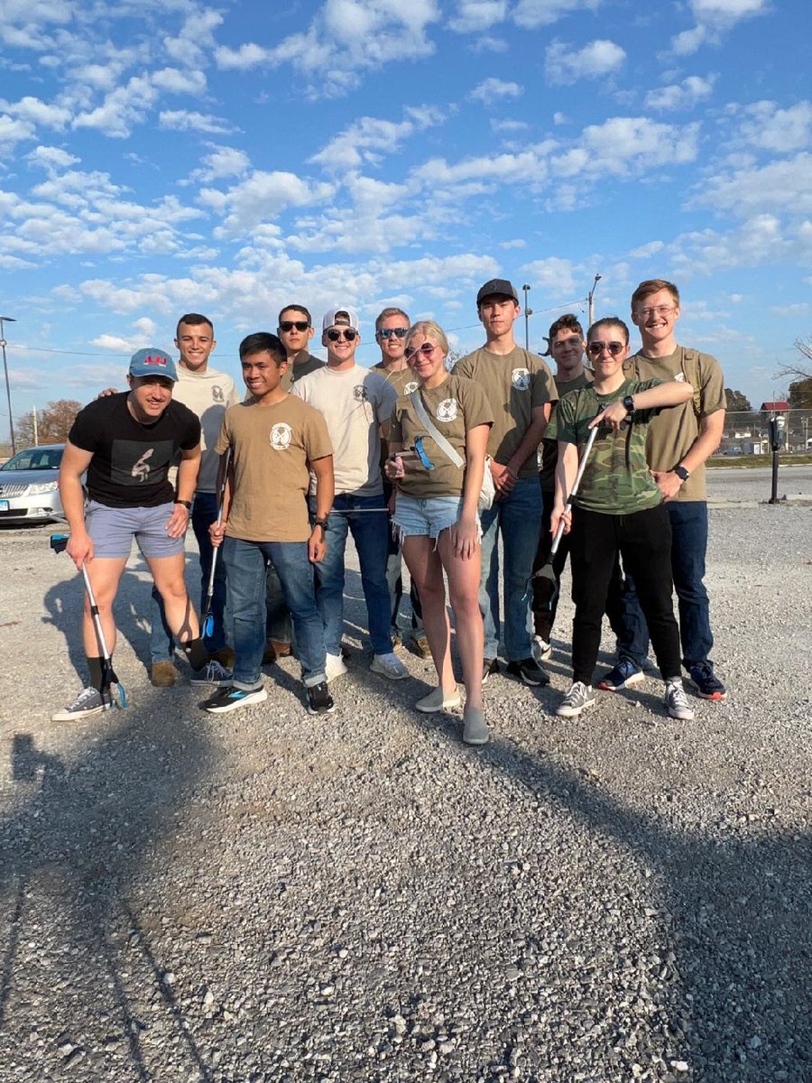 KeepCB's tweet image. ARNOLD AIR SOCIETY made a huge difference in our community. Picked up 12 bags of litter car parts and even a printer. Awesome Job!💚💚💚