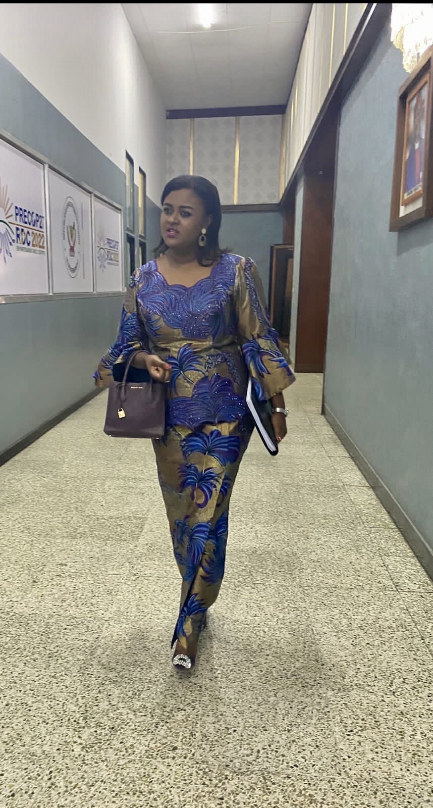 Modele yoruba en clearance pagne