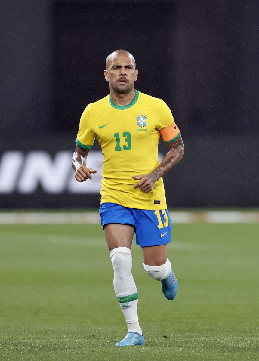 433's tweet photo. One last dance ©️🇧🇷 https://t.co/z9PYasjjXK