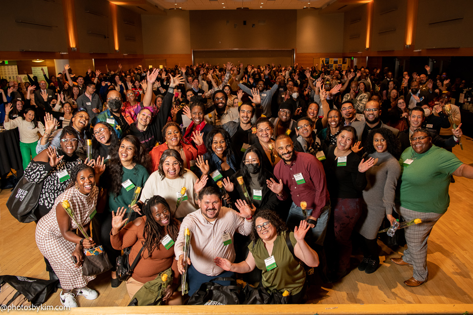 pdxBschool's tweet photo. Last week, Partners in Diversity & PSU SB hosted this quarter's Say Hey! event. The introduction of 44 honorees made the event one to remember. Photos by Kim. #BusinessHonors #PeopleOfColorInBusiness #PDXBSchool https://t.co/HY17QuK0vV