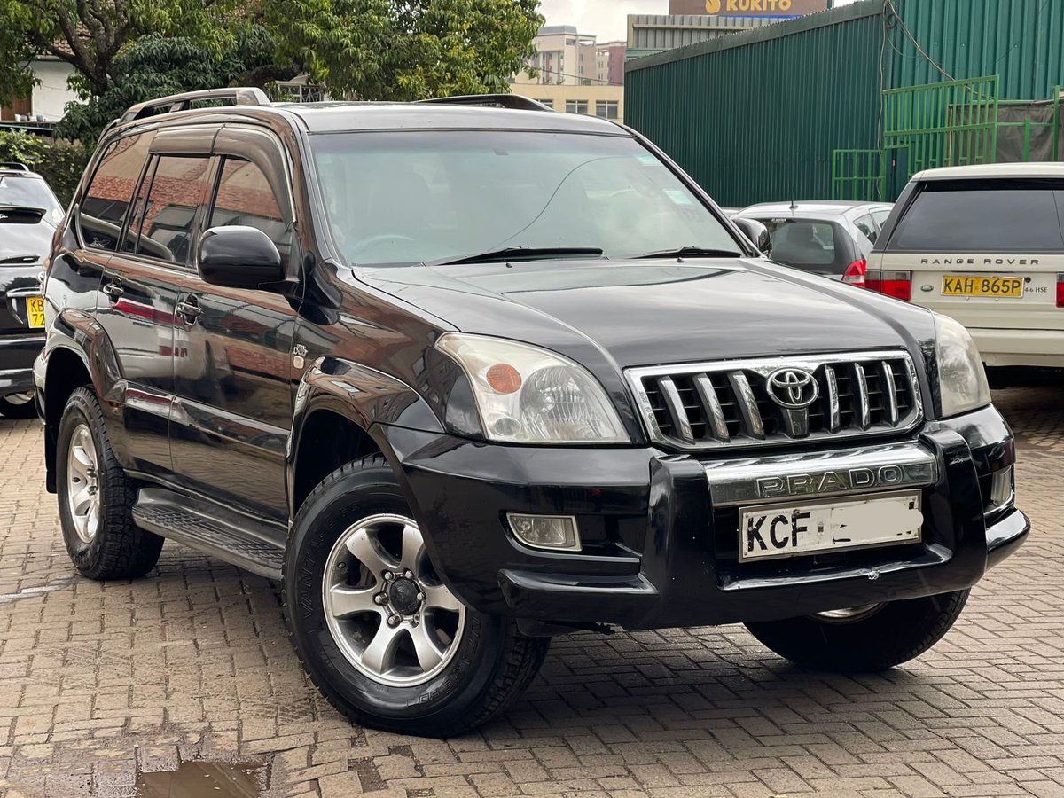 motor_safaris's tweet photo. 2008 TOYOTA LANDCRUISER PRADO J120
Specs
3000cc :: Diesel :: Automatic :: Sunroof :: Leather Interior:: 7 seater
Price :: Ksh 2,500,000/=
0727265224
#prado
#Toyota
#toyotaLandCruiser
#SUV
#SGRContract https://t.co/6K7hdzGDdH