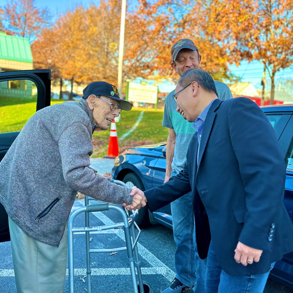 AllanFungRI's tweet photo. Honored to have so much support as hundreds arrived to vote! #TeamFung 🇺🇸 https://t.co/BECA98zNBI
