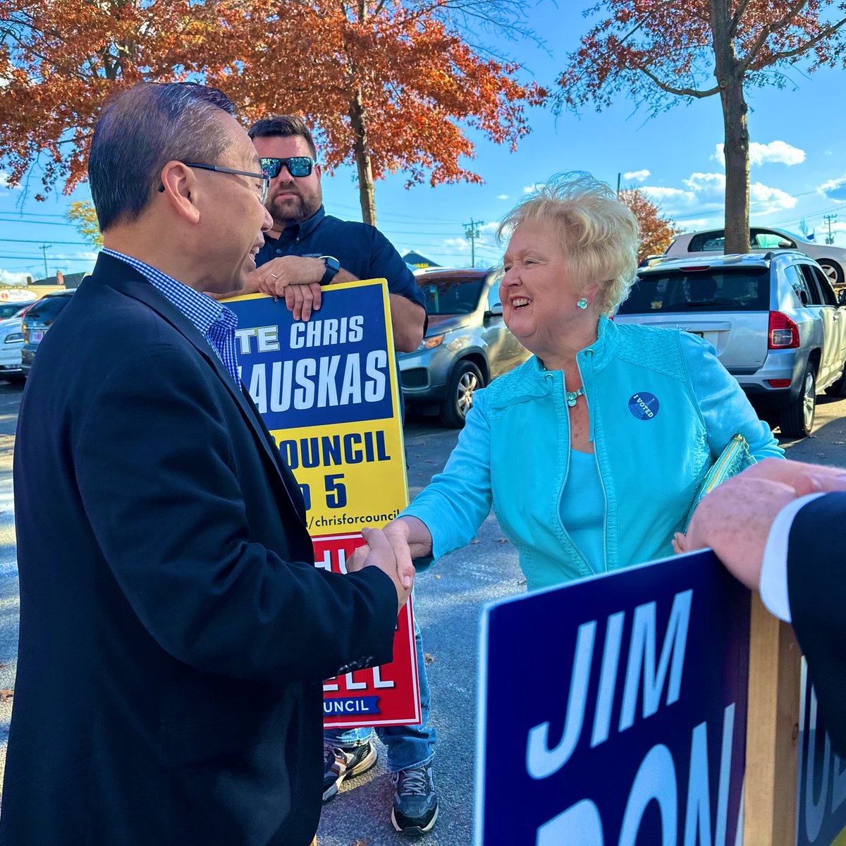 AllanFungRI's tweet photo. Honored to have so much support as hundreds arrived to vote! #TeamFung 🇺🇸 https://t.co/BECA98zNBI