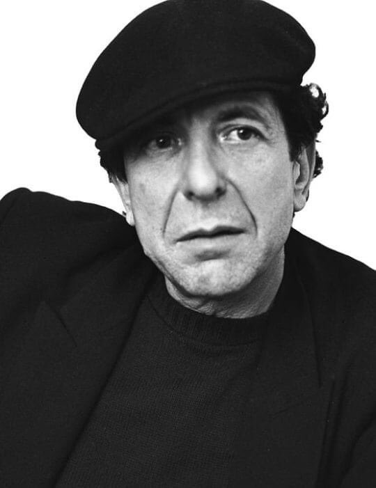 francesca4967's tweet image. Dance me to your beauty with a burning violin 
Dance me through the panic till I&apos;m gathered safely in 
Lift me like an olive branch and be my homeward dove 
Dance me to the end of love…
#Cohen #7Novembre

 youtu.be/NGorjBVag0I

 #PoesiePerLaSera #VentagliDiParole