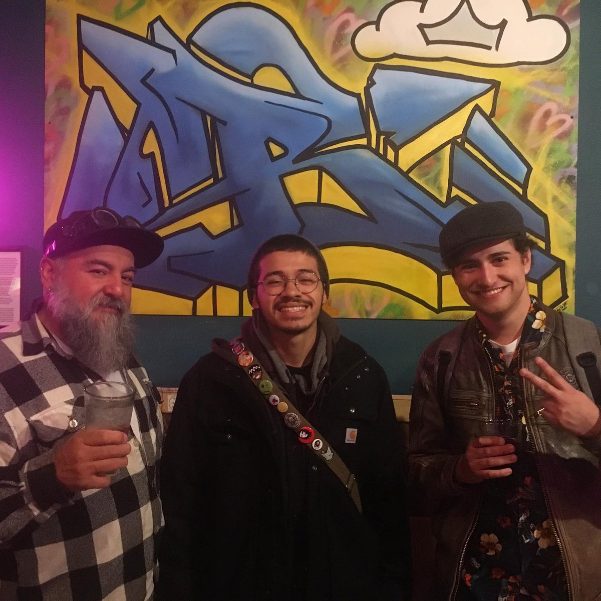 AnySquared's tweet photo. Check out exhibit in through January! OFF THE STREETS: Featuring @Bboyb_abc, @bboyb, MapsSketchbook and Underseagravy *** @coleschicago, 2338 N.!Milwaukee (21 and over only).Thanks everyone who stopped by last night!
#logansquare #chicagort #artshow #artatcoles #anysquared https://t.co/14tcT6cy8J