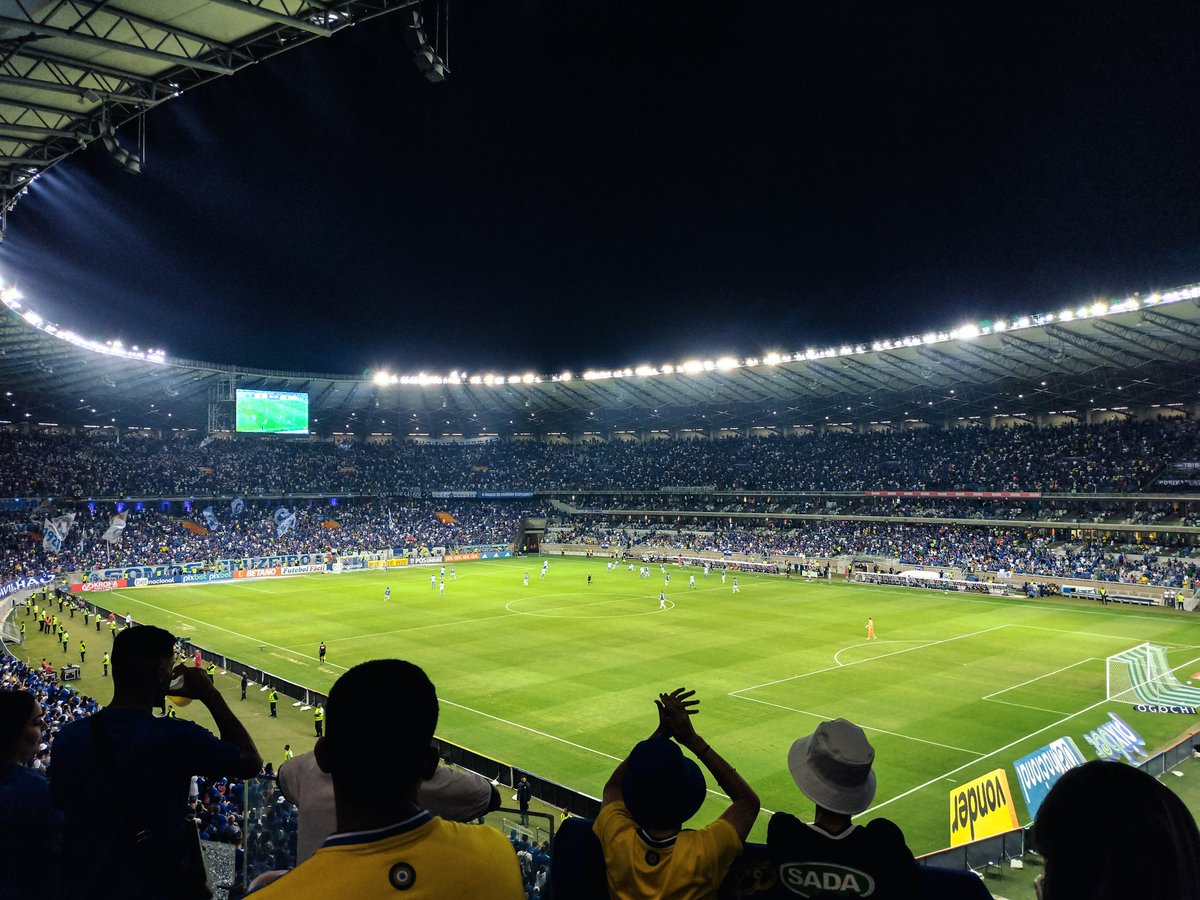 isamdson's tweet photo. É o Cruzeiro 💙🦊 https://t.co/lNjrn1GfUC