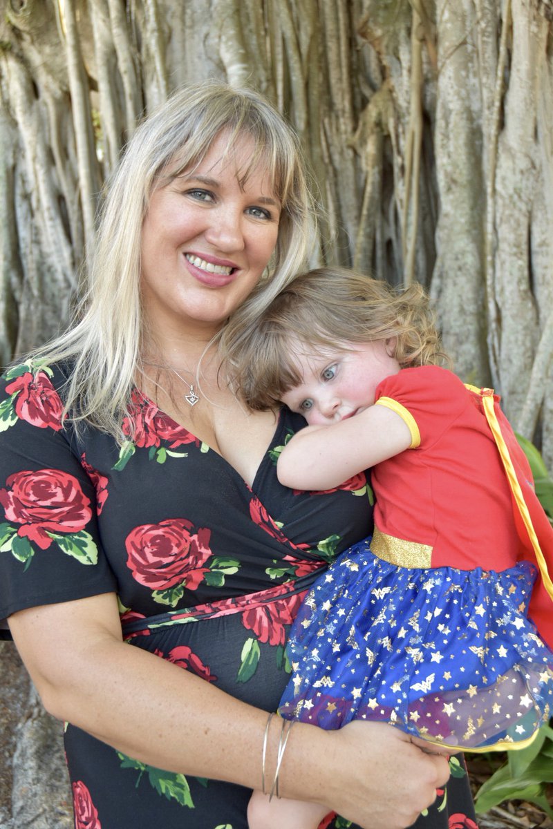 Cindy_Banyai_FL's tweet photo. I'm a mom and I love my kids. I want to make sure we have a clean, safe, and free future for them. I'm ready to go to DC to fight for all our kids.

#FL19
#SWFL
#RunLikeAMother https://t.co/G03FgCnKEl