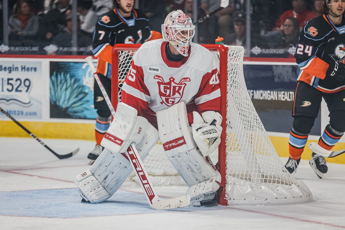 griffinshockey's tweet photo. Many pro athletes, no matter the sport, had intriguing journeys that took them from their local athletic facilities to the bright lights of playing in front of thousands of screaming fans. It’s certainly true for Griffins netminder Jussi Olkinuora. 

📰 >> https://t.co/8wRJUxatMu https://t.co/eUWjEReyWe