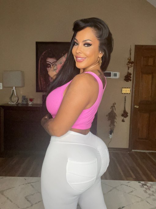 Would you say your cup is full, half full or empty? Imagine being around people and their energy fills