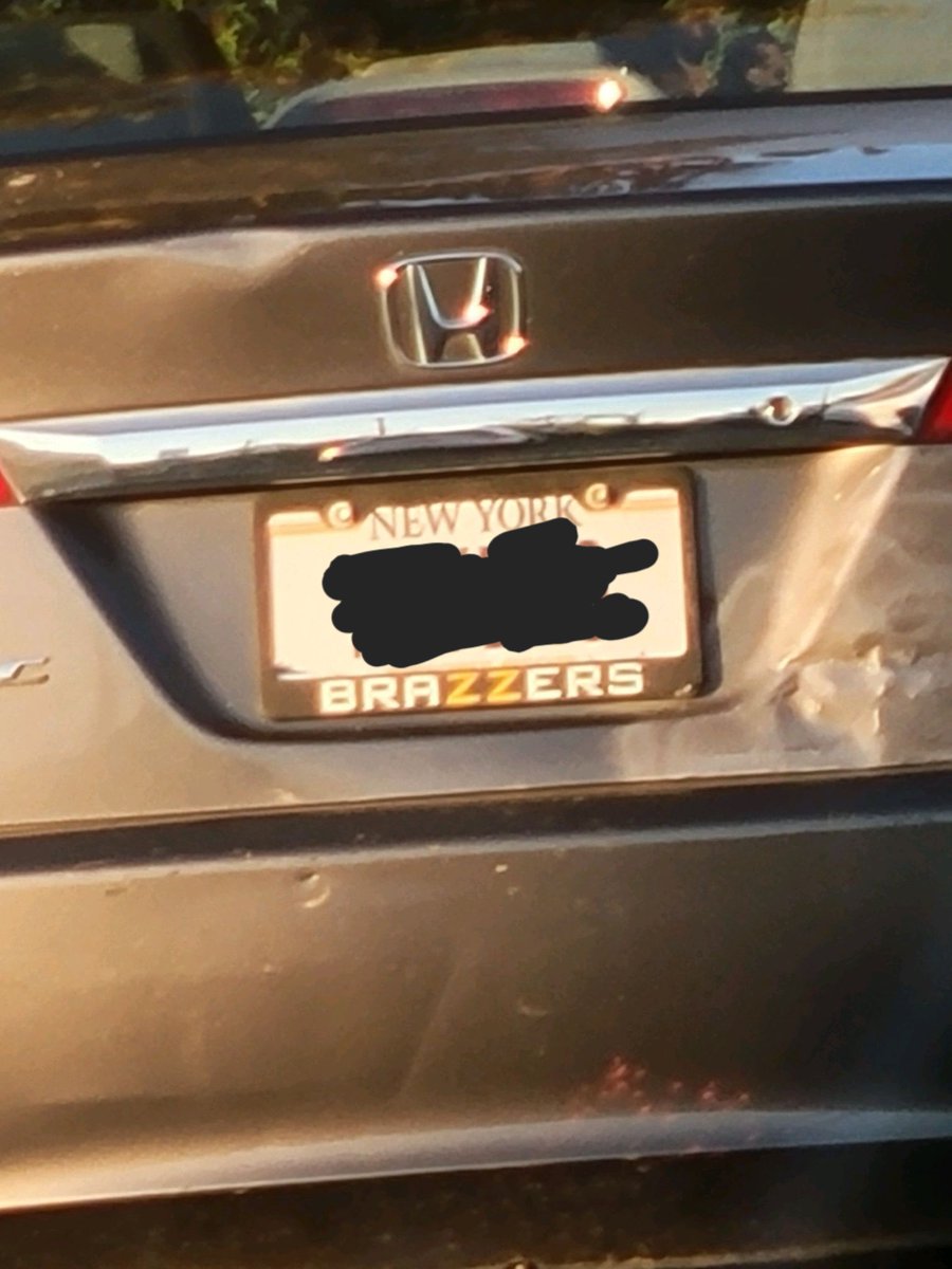 FezzForThought's tweet photo. This guy has taken horny on main to the next level https://t.co/D7kFOB9f8K