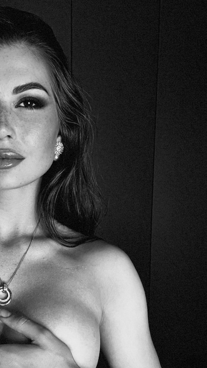 Dglobe on X: Black and white heart t.co4yfKdMhqk7  X