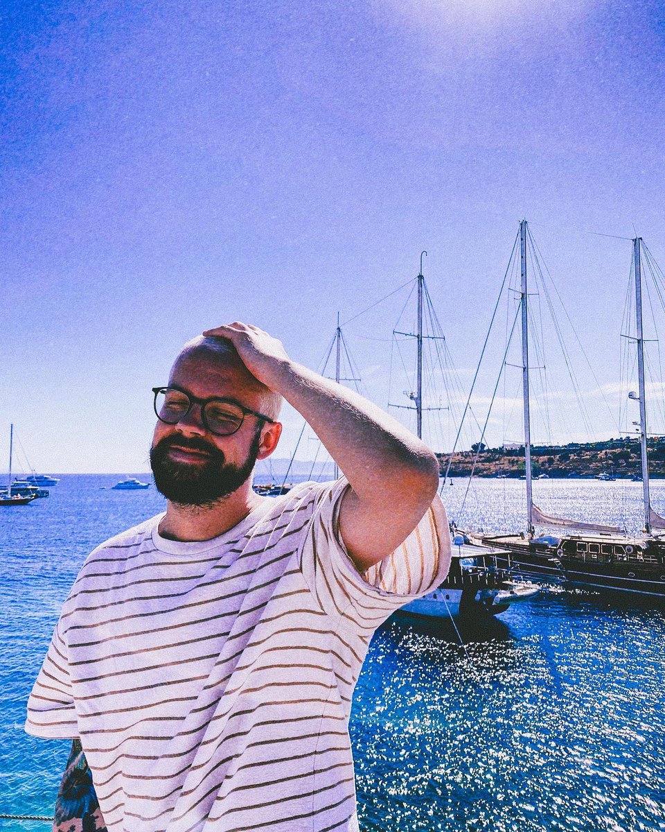 FrancisMoonSwe's tweet photo. Holiday in the sun😎

#bodrum #Turkiye #holiday #indiemusic #indiemusician https://t.co/jycbpiPSht