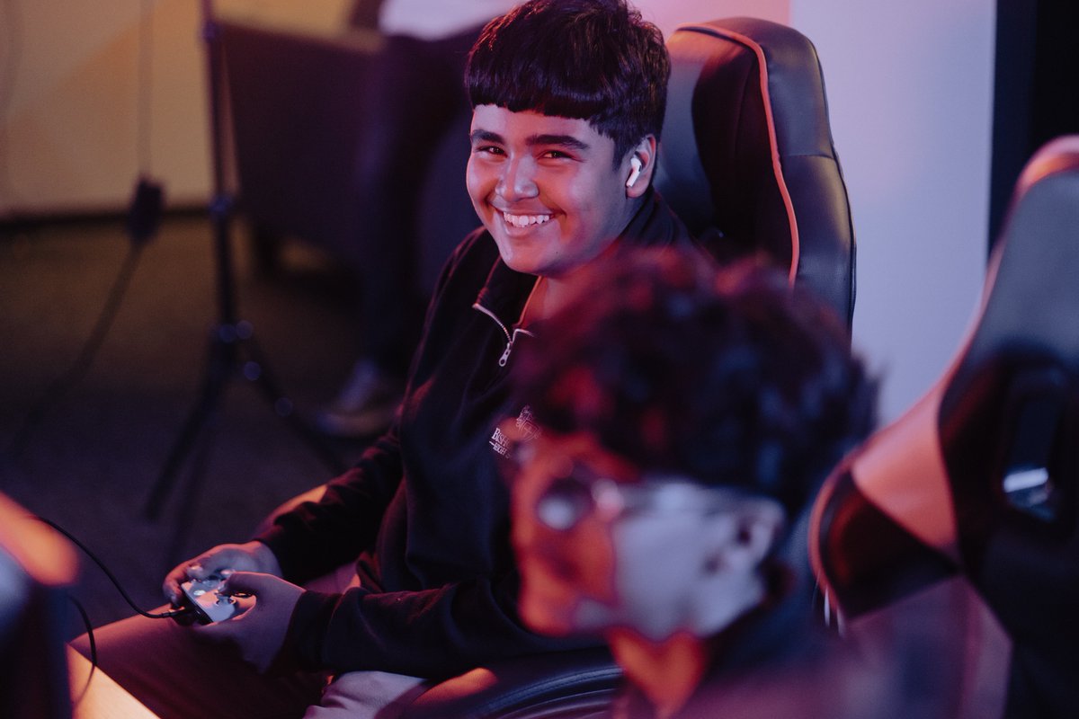 High School Esports League tweet media