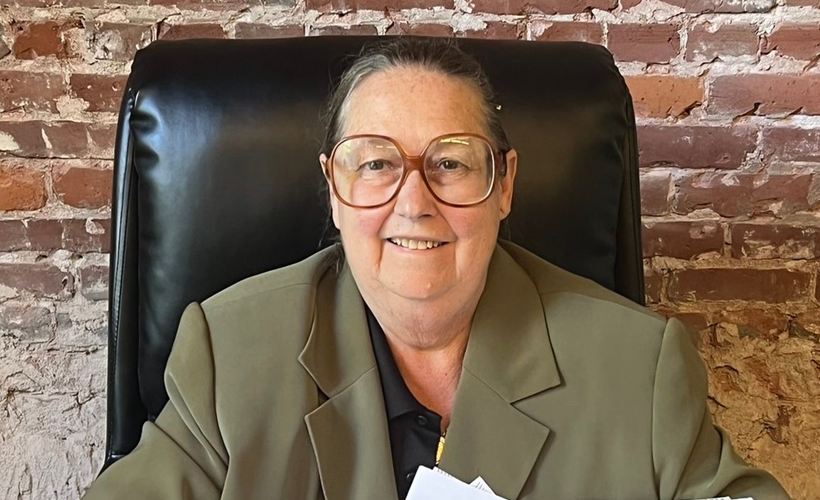 Distressed? tweet media