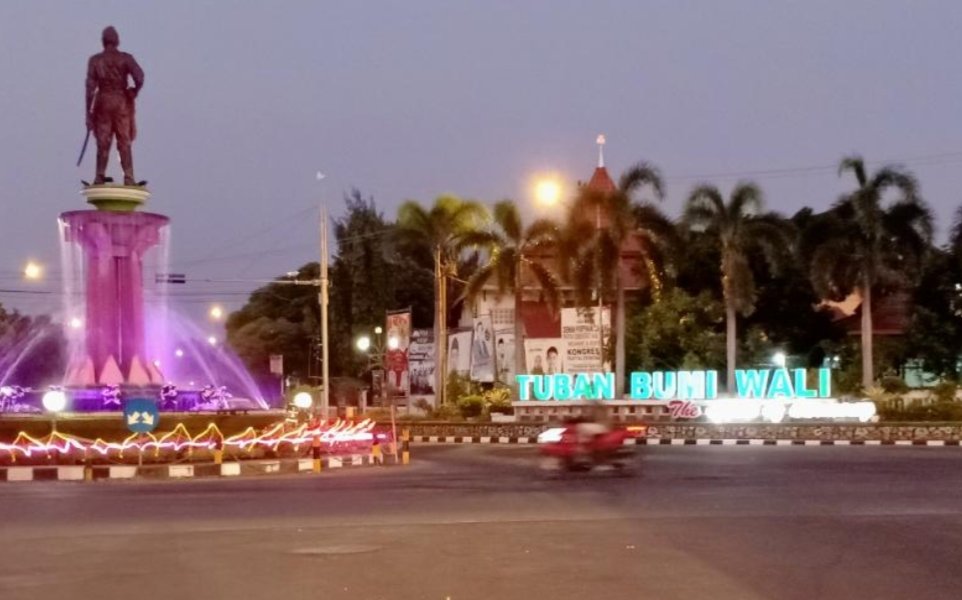 HeriPurwaningt1's tweet photo. Tuban

#TubanBumiWali
TPPJatim
#TPPJatim
#TPPTrenggalek
@jokowi 
@halimiskandarnu
@imansyukri
@Ari_Asharie
@enterdeeper
@Mift4hulMunir
@GosBrodhen_73
@cak_furi1
@maulanakpw
@Nuri_Maulidi_Z
@EkoHeruNAT
@kpw4jatim
@UBerdesa
@shofamubarok1
@MuhamadIswahyu8 https://t.co/0OmLgKoAaB