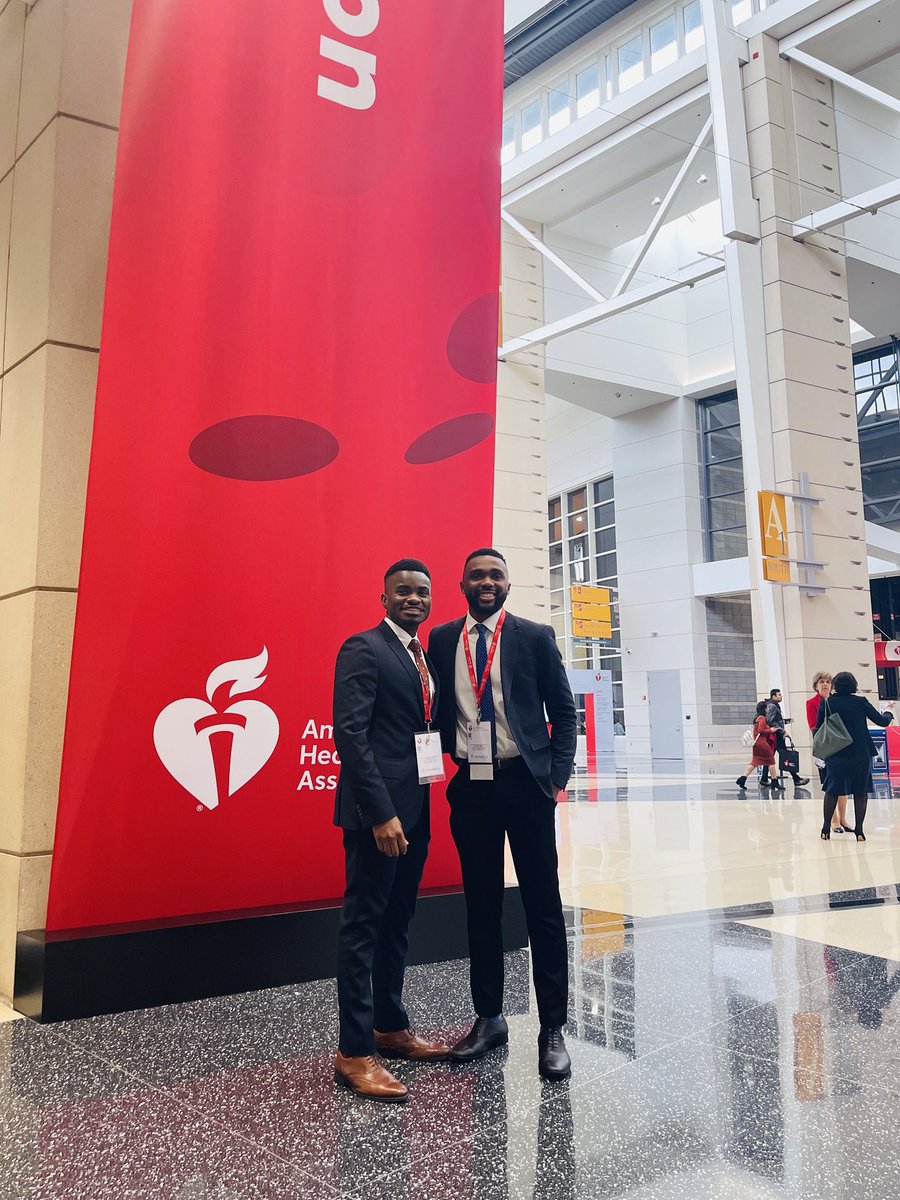 therealdemilade's tweet photo. I had the most amazing time presenting @AHAMeetings @AHAMeetings and meeting amazing people as well. Also I got to do a little singing after the meeting on sunday. Thank you @dr_weze  and the amazing @MelvinEchols9 on this research paper. #AHA2022 #AHA22 https://t.co/cxSsL7z4Gx