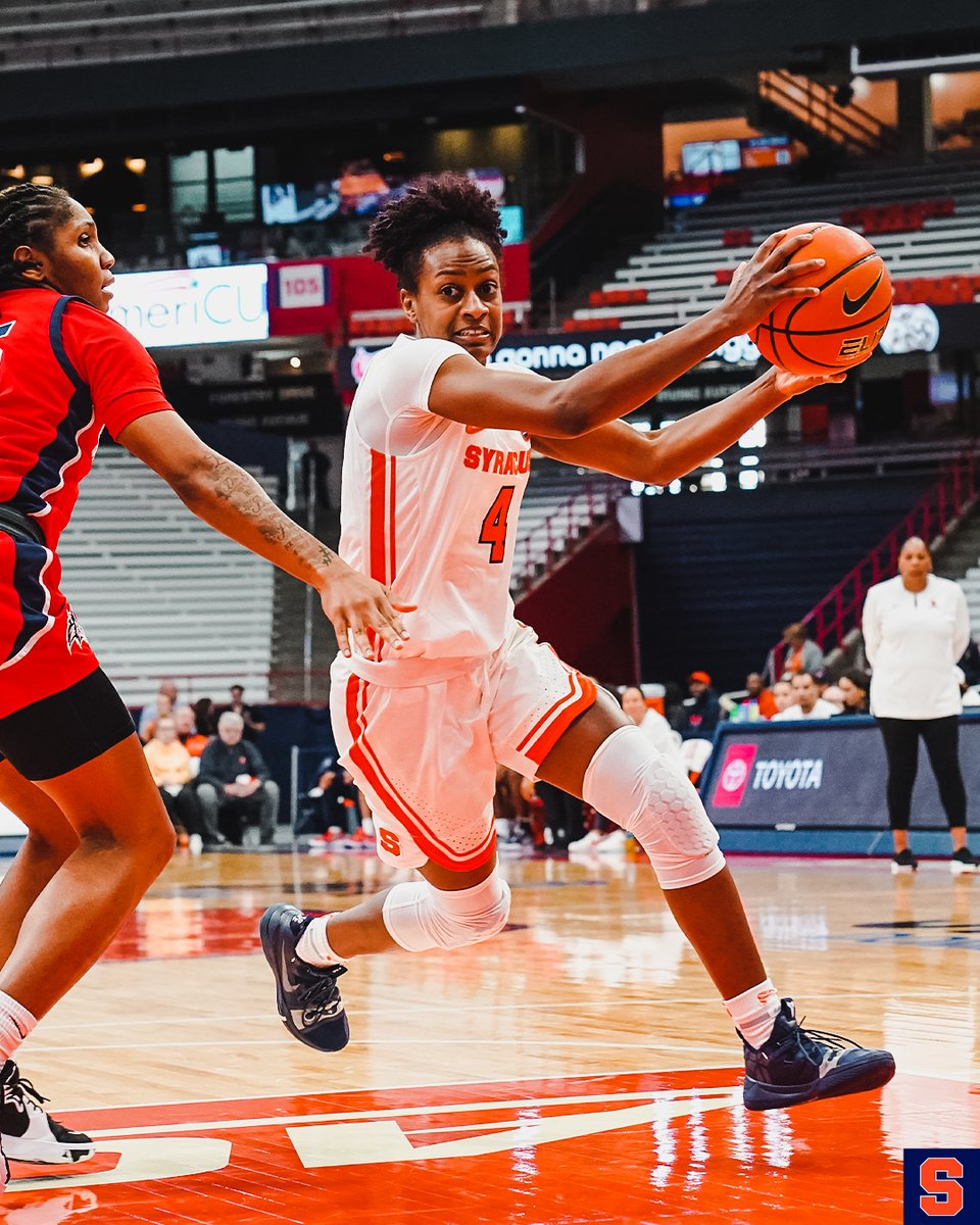 Syracuse Women's Basketball (@cusewbb) on Twitter photo 19-straight games scoring in double figures for <a href="/TeishaHyman/">Teisha Hyman</a>
'Cuse leads 48-36 midway through the third. 19-straight games scoring in double figures for <a href="/TeishaHyman/">Teisha Hyman</a>
'Cuse leads 48-36 midway through the third.