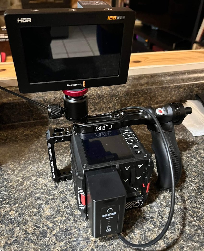 Footage we are getting with this sucker is wild. Some big, fun, weird schlock will be invading your eye holes in 2023 #indiefilm #filmmaking #mutantfam #redcamera