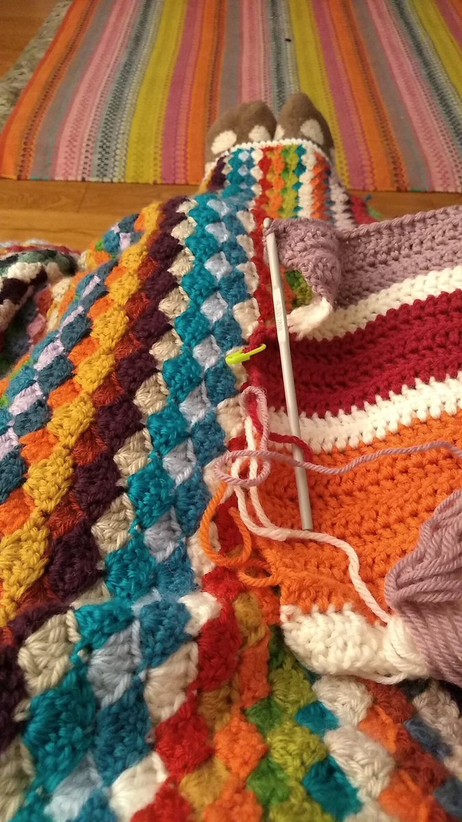 LSR_1975's tweet photo. @JoolzDenby I'm crocheting a blanket while being cosy under the previous blanket I've just finished! I'm double blanketing. https://t.co/NevY0quk3T