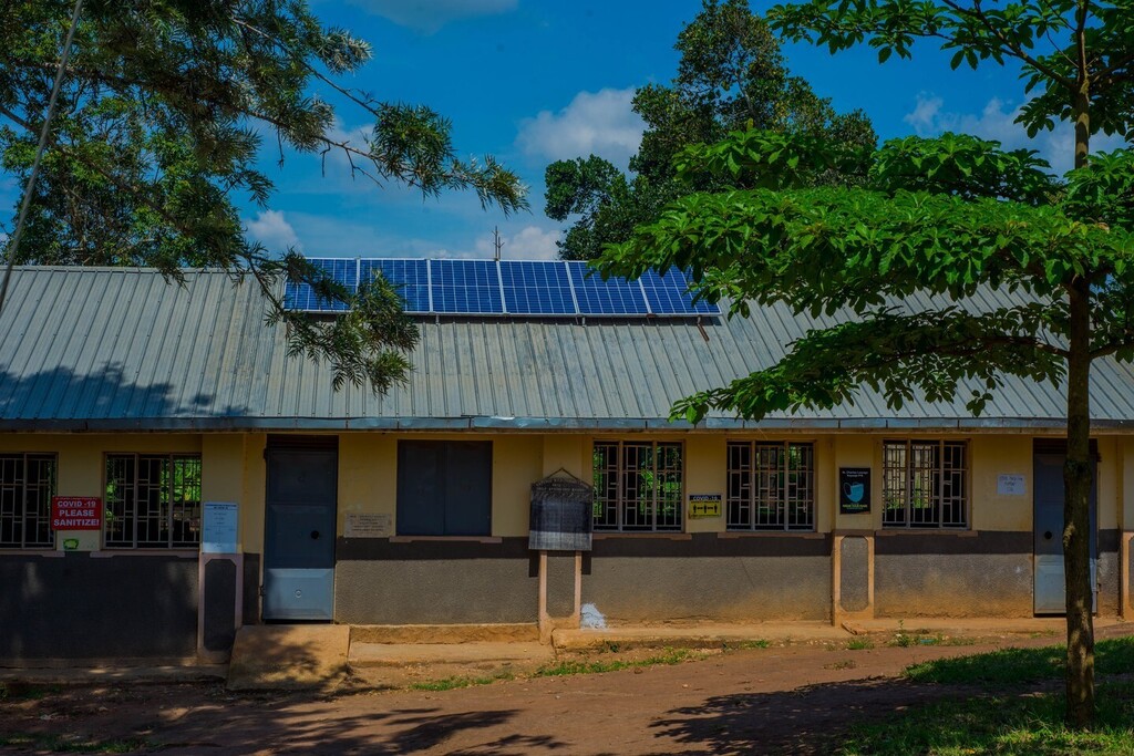 AWAnonprofit's tweet photo. Since 2015, we've completed 50 solar installations across Uganda, providing reliable power to 100k+ people daily. Each project is locally vetted, sourced, implemented, and maintained by our Ugandan partners and employees. https://t.co/l5e2EJ4Mjw https://t.co/64a7Da8Mku