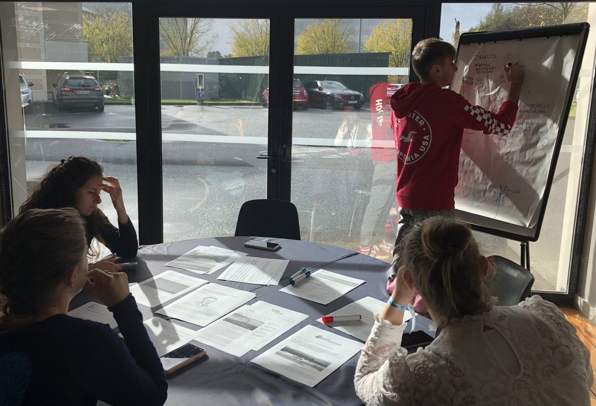 Cette semaine les étudiants du programme #Gaïa <a href="/audencia/">Audencia</a> s’attaquent au sujet de la #Désinformation . J1 : Workshop pour aiguiser son regard critique vis à vis de l’information, ses sources+outils et bonnes pratiques pour identifier les #FakeNews. #InformationResponsable #ECOS