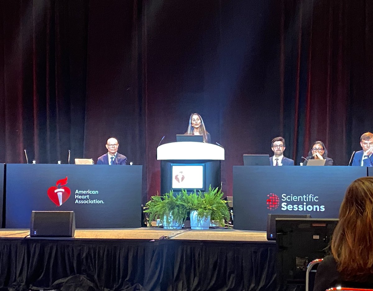 rkwadhera's tweet image. Analysis of #FOURIER #FOURIER-OLE by @PrakritiGaba @TIMIStudyGroup shows monotonic relationship between lower LDL levels, down to very low levels (&amp;lt;20 mg/dL), and ⬇️ adverse CV events up to 8.6 years of follow-up. 

#AHA22 @AHAScience
⁦@AHAMeetings⁩