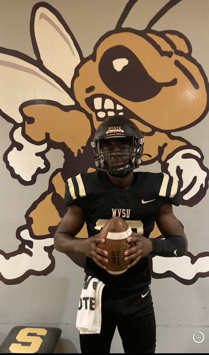 Committed💛🖤