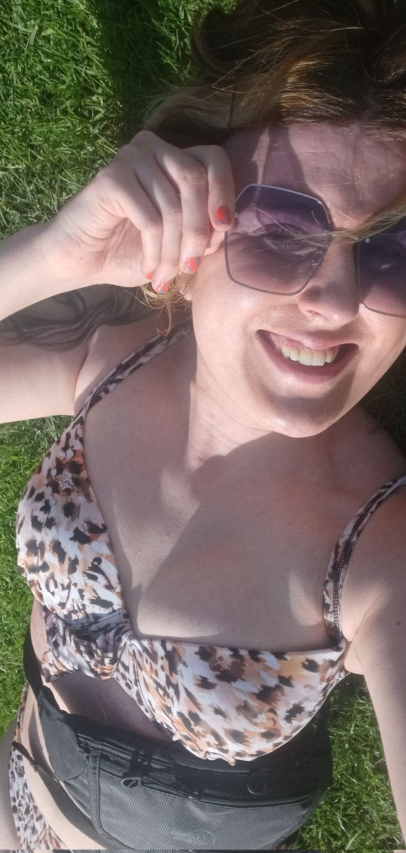 niamh rhatigan tweet media