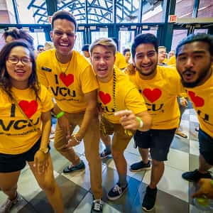 Umana_MASC336's tweet photo. "Having school spirit doesn't mean you have to attend every school event or game, it just means you take pride in a community that you can identify with." - @Neddylight #MASC336 #TwitterScavengerHunt https://t.co/Th6flXKfVD