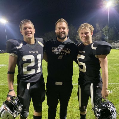 CoachHaglund's tweet photo. #NewProfilePic https://t.co/GBjxQZm1Q4