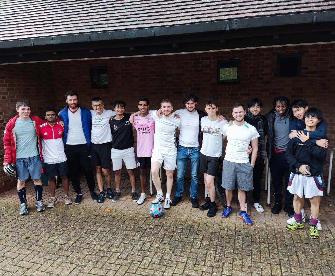 WarwickChessALM's tweet photo. 🥳Great to return to Cryfield Pitches in October, for a @WarwickChess Alumni vs. Chess Society (Football) match⚽️

The Alumni lost 7-2, but it was a delight to play, and witness how sporty the youthful chess players at Warwick University are!🏃

https://t.co/c0NIMq6hI6 https://t.co/41OzCSLW8H