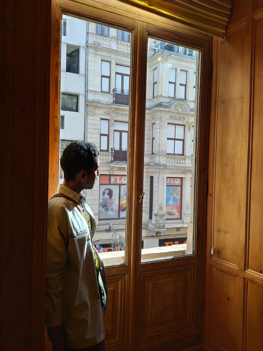 sarmadiqbal7's tweet image. Life is a long lesson in humility #RobloxDev #Roblox #ecchi #Adivasi #dank #indiedev #gamedev #systematicreview #illustration #100DaysOfCode #Nodejs #ArtificialIntelligence  #hex #pixelartist #flutter #PriyankaChaharChaudhary #T20WorldCup2022 #UkraineRussianWar #Iran #ElonMusk