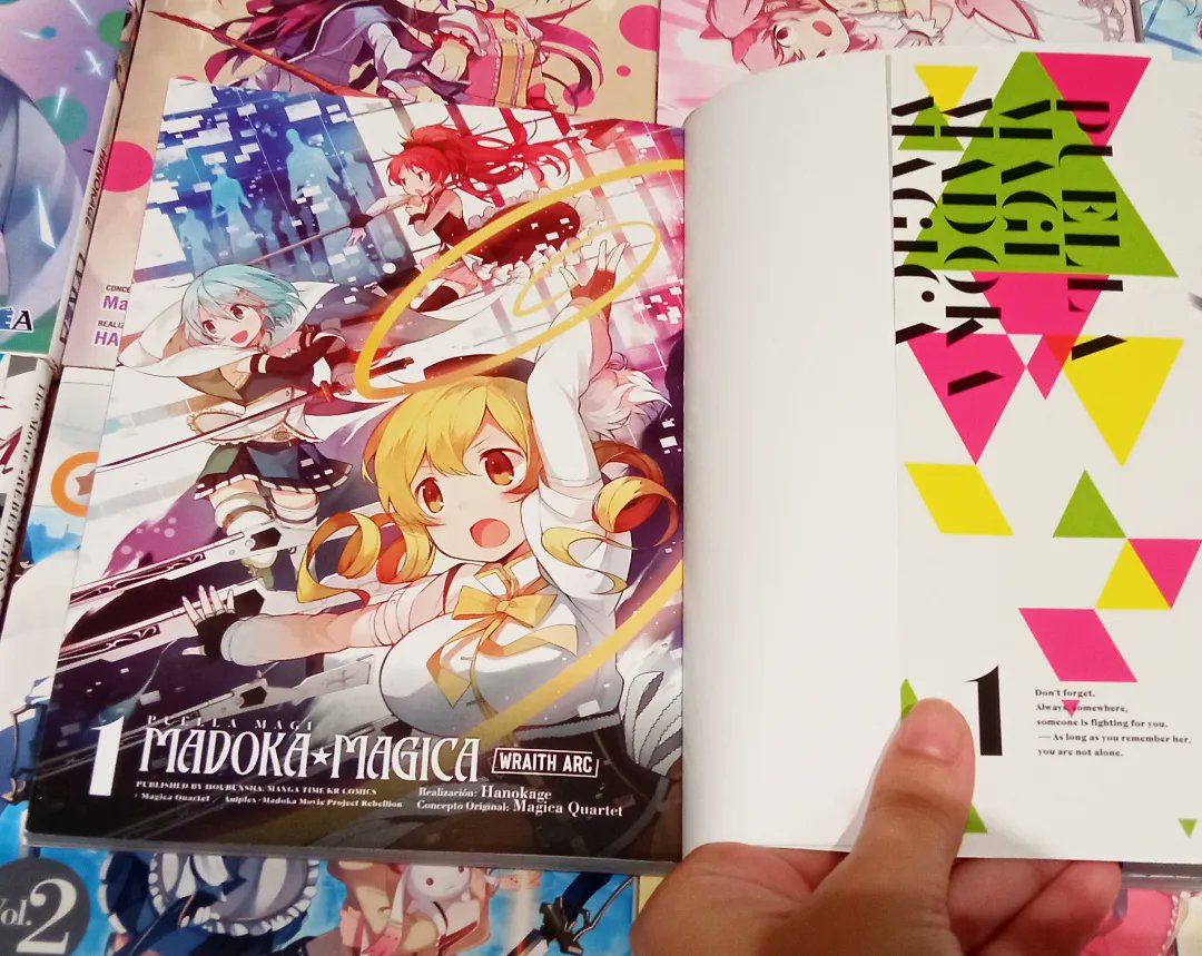 MahouRarity04's tweet photo. “Puella Magi Madoka Magica: Wraith Arc” Vol. 1 y 2 💗💜🛡️⏳✨⚔️
Editados en España por @Ivrea
#MadokaMagica #wraitharc #魔法少女まどかマギカ魔獣編 #まどマギ https://t.co/AVJCdE6Qbt