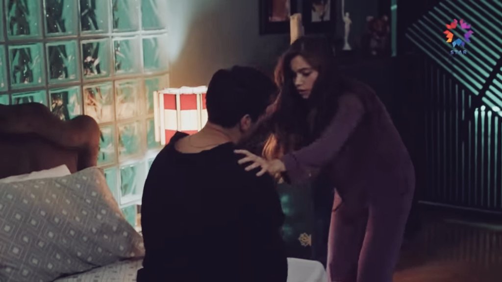 Aliya_m13's tweet photo. #SeyFer #YaliÇapkini #cencem #zalimistanbul 
🤍🖤 https://t.co/k0y2lKmgNV