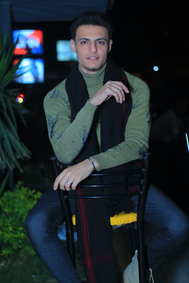 اخاف ان يفني بنا العمر ونحن نتخيل🖤🍁